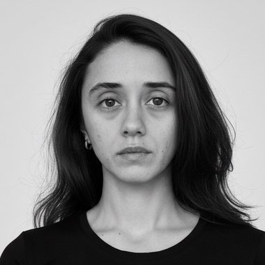 Luisa V. - Freelance Set Designer