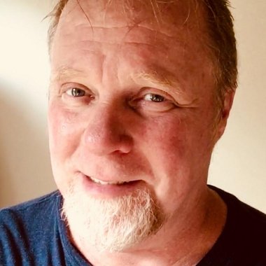 chris6504 - Freelance Artist