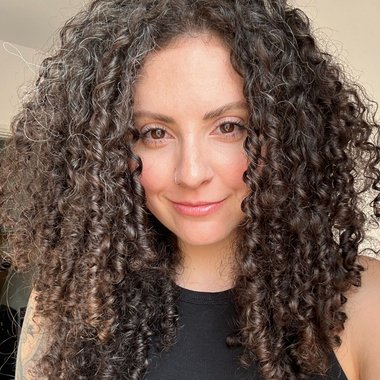 Camila M. - Freelance Voiceover Artist