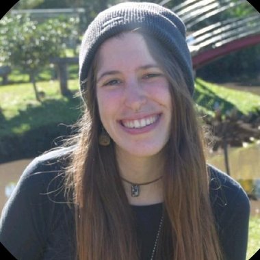 Daniela H. - Freelance Digital Marketer