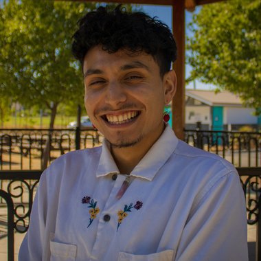 Ernest M. - Freelance Video Editor