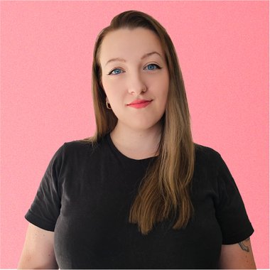 Eva R. - Freelance Brand Designer