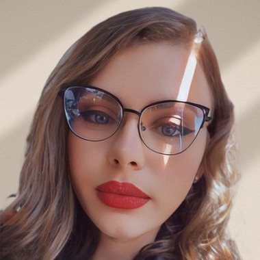 Cristina V. - Freelance Audio Transcriber