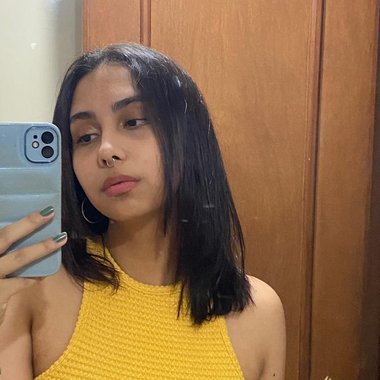 Daniela G. - Freelance Artist