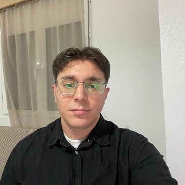 Loukas S. - Freelance Marketing Analyst