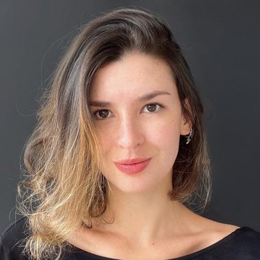 amaliaricalde1180 - Freelance Social Media Freelancer