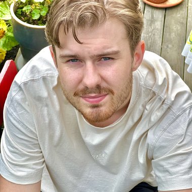 Oscar V. - Freelance Music Composer