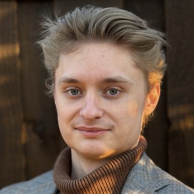 Garrett B. - Freelance Writer