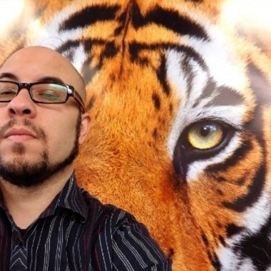 chrisjmoore - Freelance Brand Designer