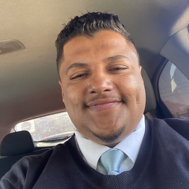 Sam A. - Freelance Graphic Designer