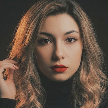 Gabriela E. - Freelance Content Designer