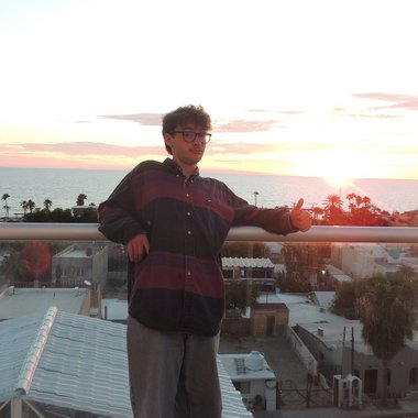 Soren_Fontes:0) - Freelance Video Editor