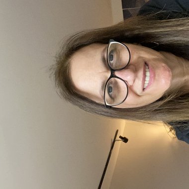 Ana S. - Freelance Brand Designer