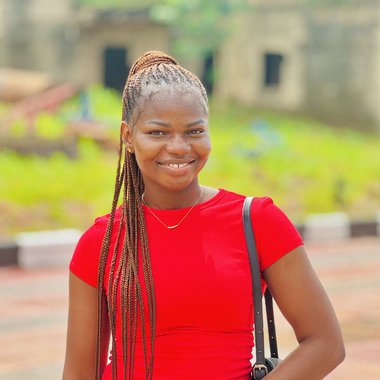 Francesca O. - Freelance Video Editor