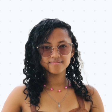 Ravaka A. - Freelance Brand Designer