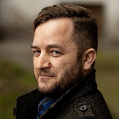 Łukasz K. - Freelance Designer