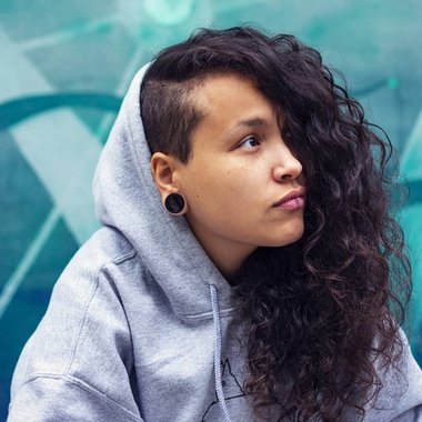 Luisa M. - Freelance Graphic Designer