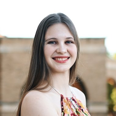 Mary K. - Freelance Pianist