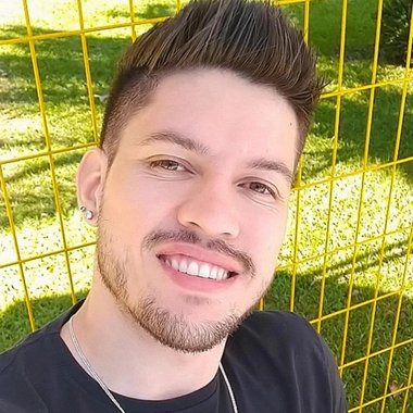 Eduardo C. - Freelance Web Developer