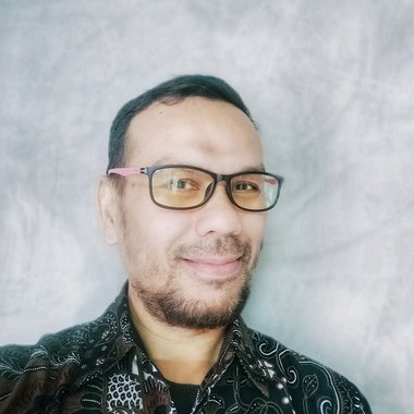 Muammar J. - Freelance Web Designer