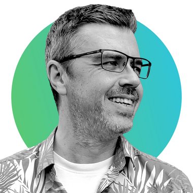 Frazer J. - Freelance Graphic Designer