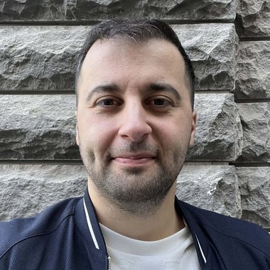 Nikoloz T. - Freelance Web Developer