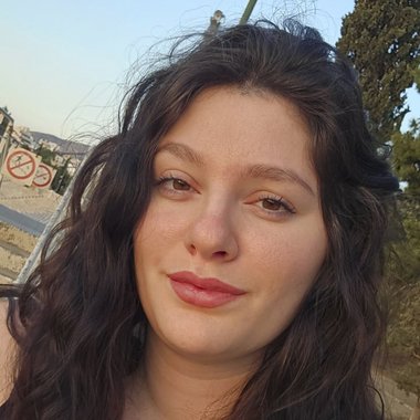 Ioanna C. - Freelance Graphic Designer