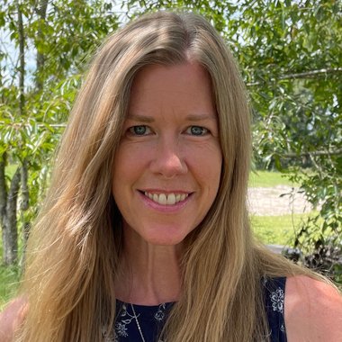 LisaRensBluDove - Freelance Logo Designer