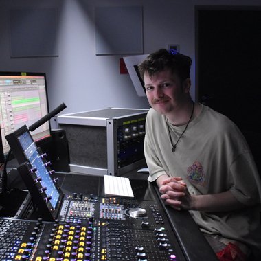 Oliver S. - Freelance Composer