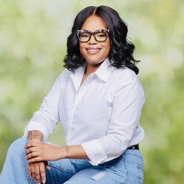 Tameko R. - Freelance AI Prompt Engineer