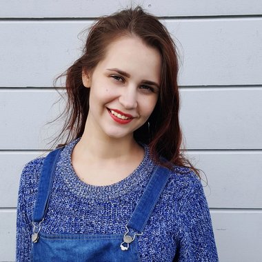 Mariia Z. - Freelance Brand Designer