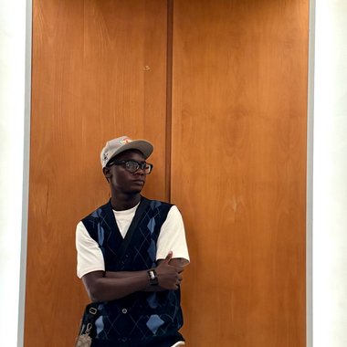 Bethel N. - Freelance Graphic Designer