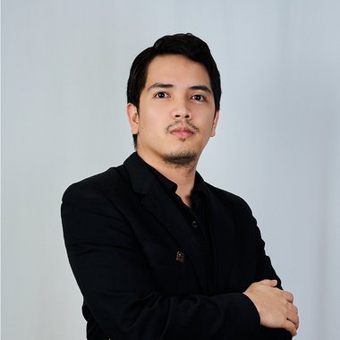 Glenn C. - Freelance Video Editor