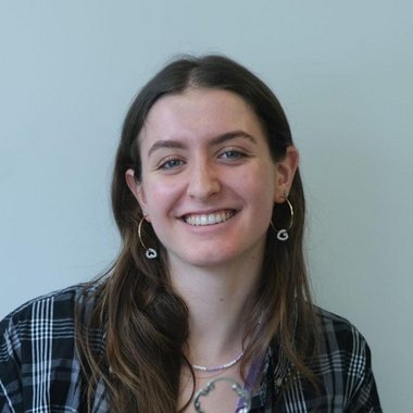 Sidney H. - Freelance Graphic Designer