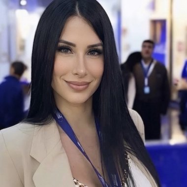 Ana S. - Freelance Marketing Strategist