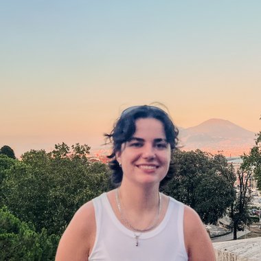 Aintzane O. - Freelance Production Assistant