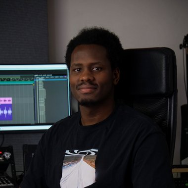 Bass R. - Freelance Mixing Engineer