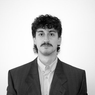 Gabriele G. - Freelance Logo Designer