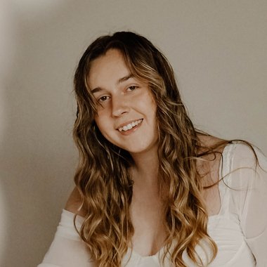 LexieRing - Freelance Brand Designer