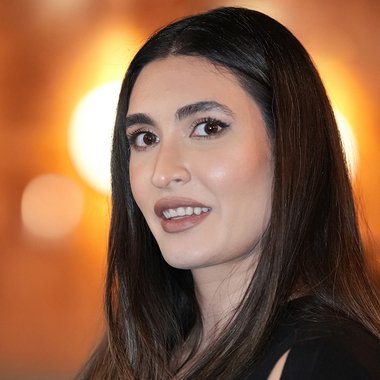 Farah R. - Freelance Graphic Designer