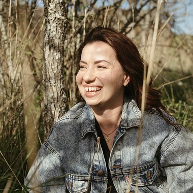 Isobel G. - Freelance Copywriter