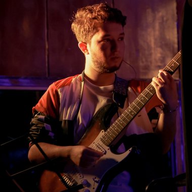 Antonio N. - Freelance Music Producer