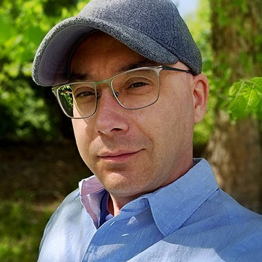 Mark P. - Freelance Graphic Designer