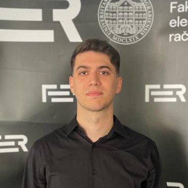 Toni M. - Freelance Developer