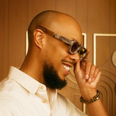 Julian M. - Freelance Recording Studio