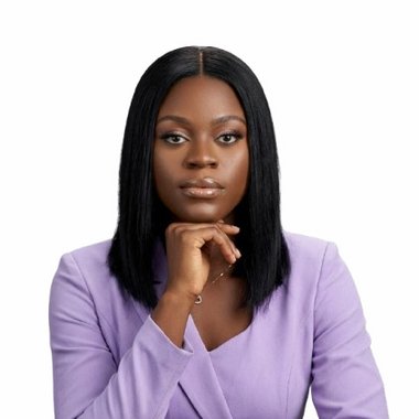 Grace O. - Freelance Social Media Manager