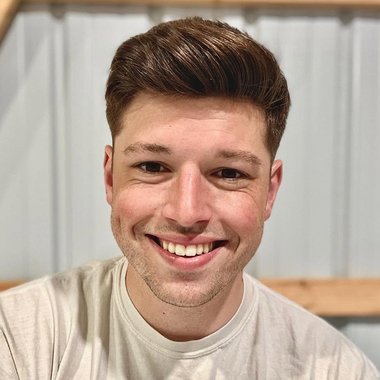 Eli B. - Freelance Video Editor