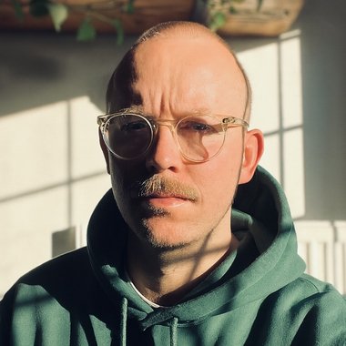 Alexander L. - Freelance Web Developer