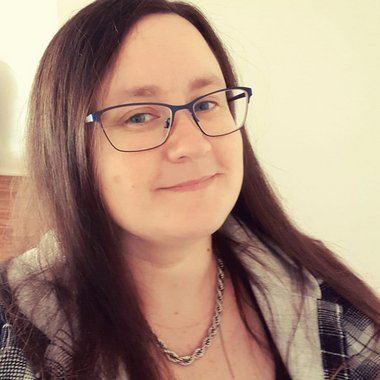 Kim W. - Freelance Copywriter