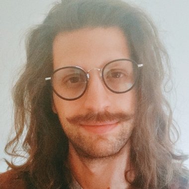 Ariel M. - Freelance Web Developer